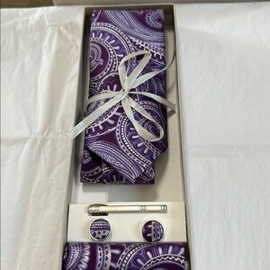 Purple Paisley Tie Set